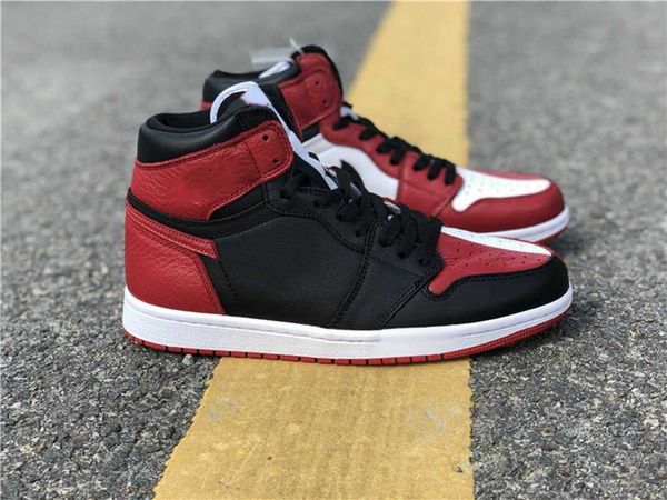 

2020 jumpman 1 basketball shoes 1s high og travis scotts chicago obsidian men shattered backboard sneakersea81