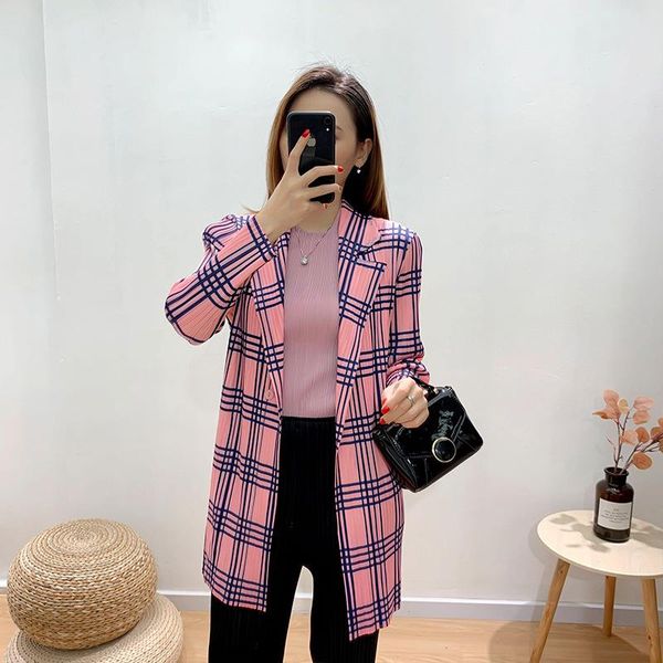 

women's trench coats pleated cardigan early autumn 2021 loose fashion women suit long sleeve jacket, Tan;black