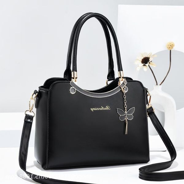 

women's new 2021 autumn and winter fashion trend diana bag texture single shoulder messenger handbag