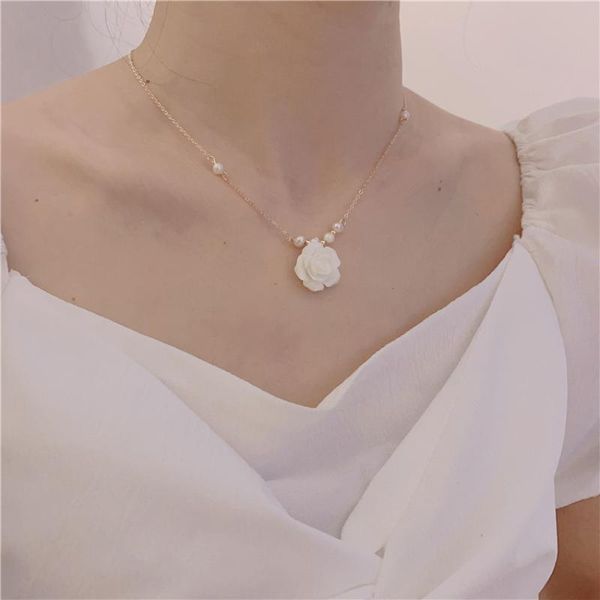 

chains modern jewelry white flower pendant necklace natural freshwater pearls one layer chain for elegant women gifts, Silver