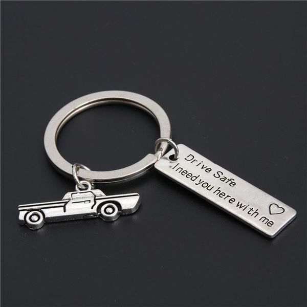 

keychains 1pc engraved ride safe i need you here with me pendant key ring car chain couple family jewelry e2186, Silver