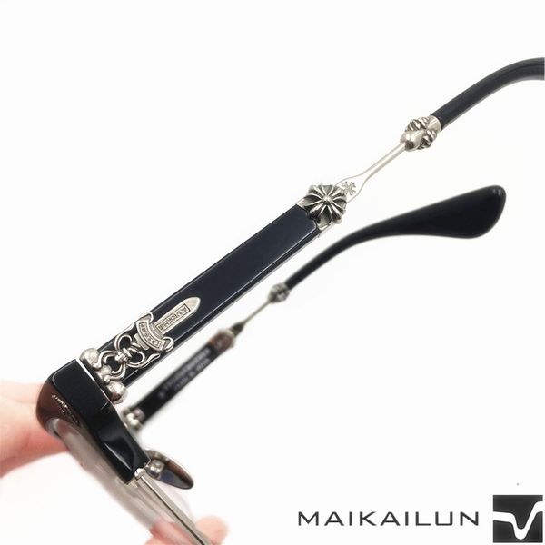 

sunglasses fashion half frame plate glasses are suitable for men and women to wear sword accessories. korean myopia, White;black
