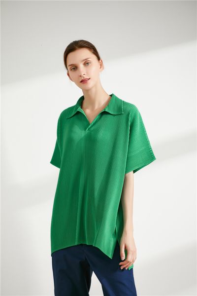 

knits firregular solid colorshort sleeve fashion fold turndown collar loose men and women t-shirts, White