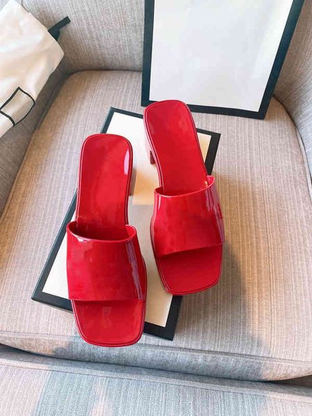 

slippers thick women bottom sandals chunky rubber slides platform alphabet lady slipper bright leather heel sandal fashion beach shoes kov9, Black