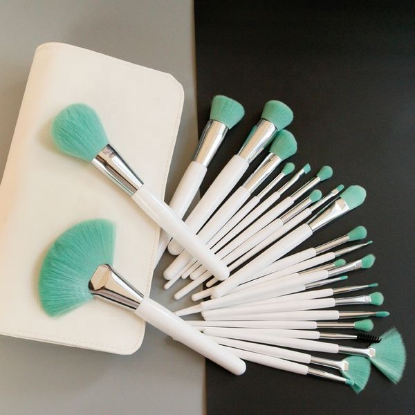 

makeup brush set with wood handle private label foundation cosmetic makeup brushes