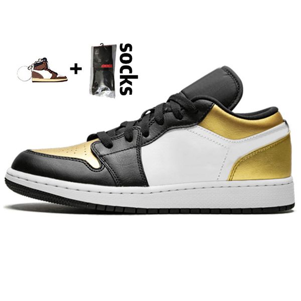 

low jumpman 1 men womens basketball shoes 1s sneakers trainers light smoke grey travis lightbulb royal yellow court purple toeamc5461u