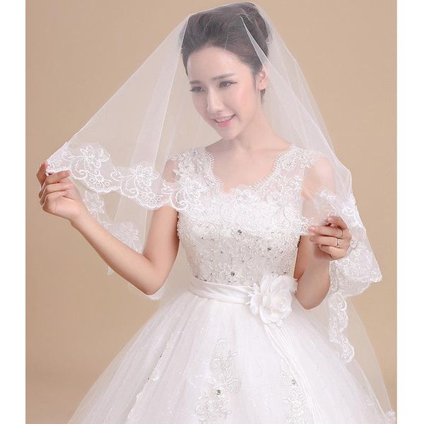

bridal veils 2021 about 1.5 meters one-layer lace edge simple wedding veil shoulder length white velos de novia, Black