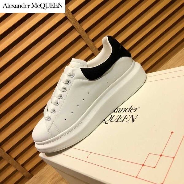 

loafers dress designer buckles luxury brand boots moccasins women lace-ups and shoes men sneakers 8ul8