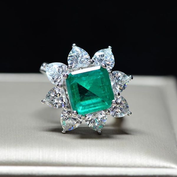 

cluster rings cmajor sterling silver synthetic diamond jewelry elegant temperament 14ct cubic zircon emerald square classic ring for women, Golden;silver