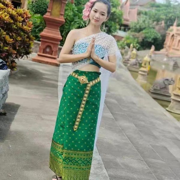 

ethnic clothing 2022 women dai and thai national traditional dress costume red tube skirt shawl