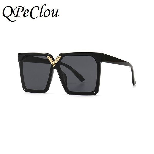 

sunglasses 2021 fashion modern square women brand designer v sun glasses female vintage black shades men oculos feminino, White;black
