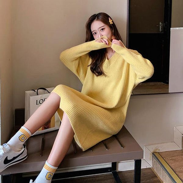 

women's sweaters 2021 autumn ladies explosion models fashion loose long section v-neck pullover sweater tide, White;black
