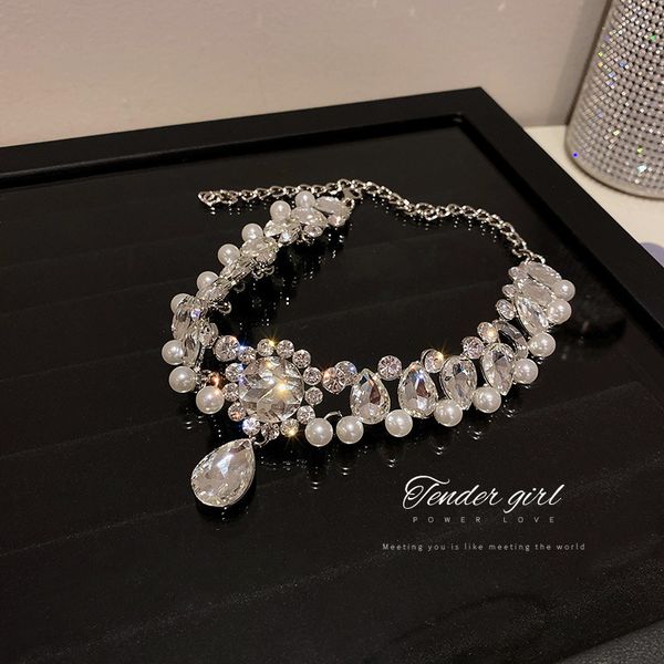

chain women pendants personality exaggeration irregular flash diamond clavicle choker neck heavy industry fashion crystal design necklace, Silver