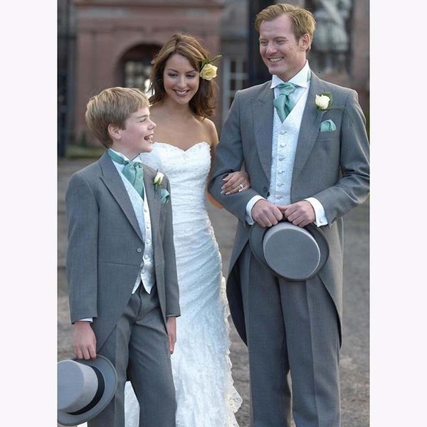 

Men's Suits & Blazers Custom Design Groom Tuxedo Excellent Wedding Dress Business Party 3 Pieces (Jacket+Pant+Vest+Tie) VTN3, White;black