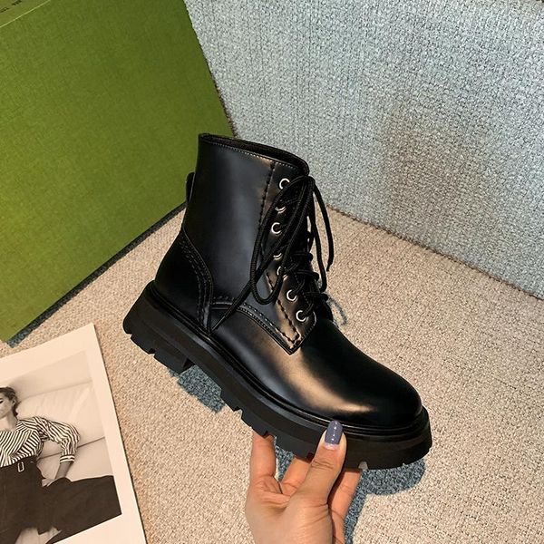 

boots osunlina 2021 ankle round toe cow patent leather handmade short 4.5cm thick heels lace up platform quality shoes, Black