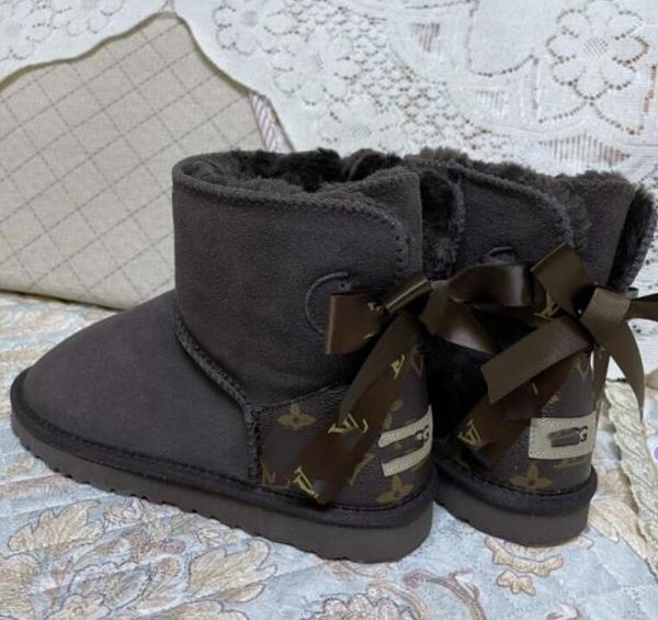 Hot Sell Aus Classical Design L Boots U Boots Women Snowknot Mantenha quente Curto curto Couro genuíno S