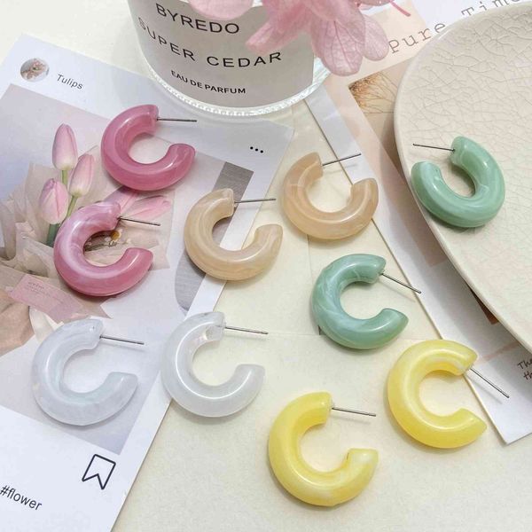 

sweet macaroni color c-type earrings creative little fresh girl resin earrings, Golden