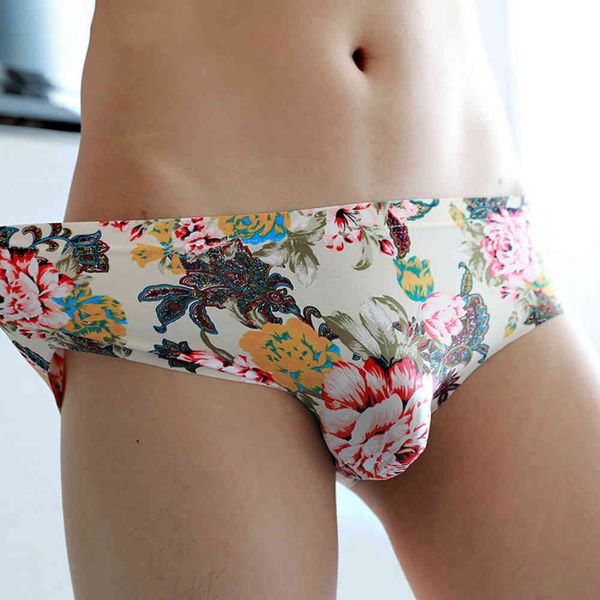 

low rise seamless soft print briefs breathable underpants comfortable quick-drying ice silk men's underwear, Black;white