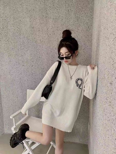 

8060 autumn winter new horseshoe printing loose and thin round neck knitted sweater women's fashion net red, White;black
