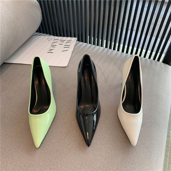 

luxury dress shoes 2021 autumn dign sense pointed high french girls' thin heels shallow mouth net red temperament single women's s, Black