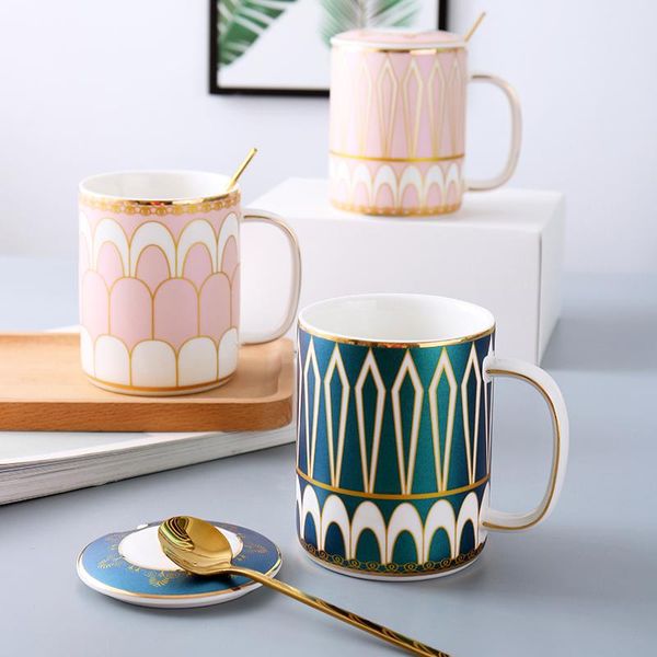 

mugs european-style gold ceramic with spoon cups for home breakfast, milk coffee and lovers are exquisite cup sets