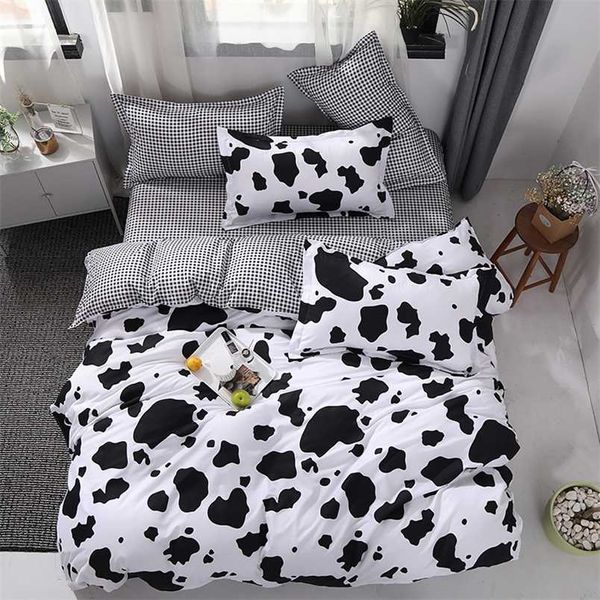 Cama de roupa de cama Set Black Cow Curve Cobertura de edredão Folha Plana Colcha Capa de Quilt Cama Set Full Rainha King Bed Set 211007