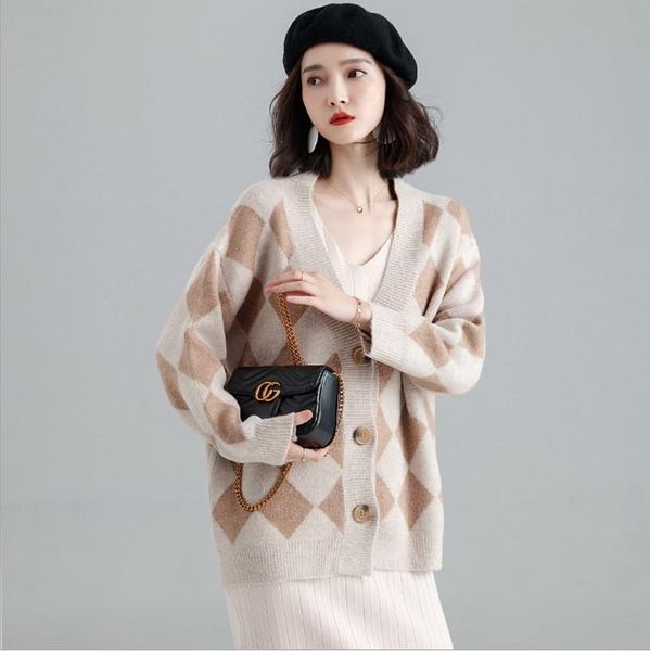 

women's sweaters 2021 autumn and winter loose sweater, White;black