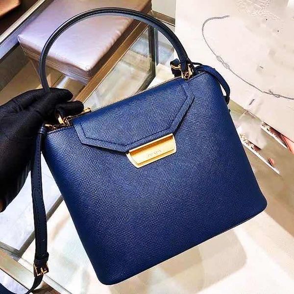 

women shoulder handbag luxurys designers bags fashion bucket cross body messenger bag genuine leather classic all match