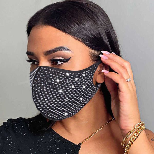 

red washable color diamond star mask
