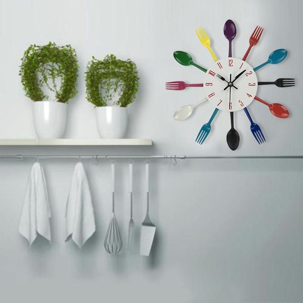 

wall clocks reloj de cocina rojo 2021 creative multicolor home decoration cutlery kitchen utensil spoon fork clock