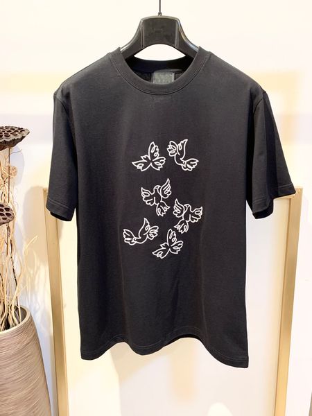 

summer 2022 new designer t-shirt ~ us size loose edition fashionable white dove embroidered high-quality cotton material men round collar lu, White;black