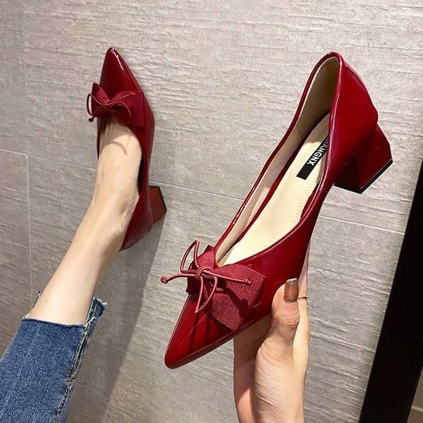 

dress shoes pointed stiletto high heels women 2021 spring and autumn wedding pumps shallow patent leather bow professional single, Black