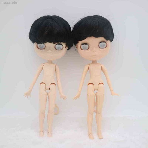 

bryce doll, male joint body, facial makeup, no eye film