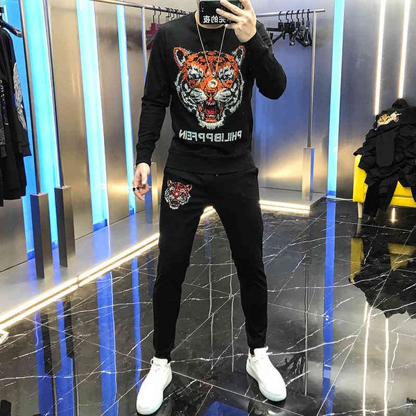 

hoodies autumn around her neck leisure sport suit tiger drill two male fashion piece, Black