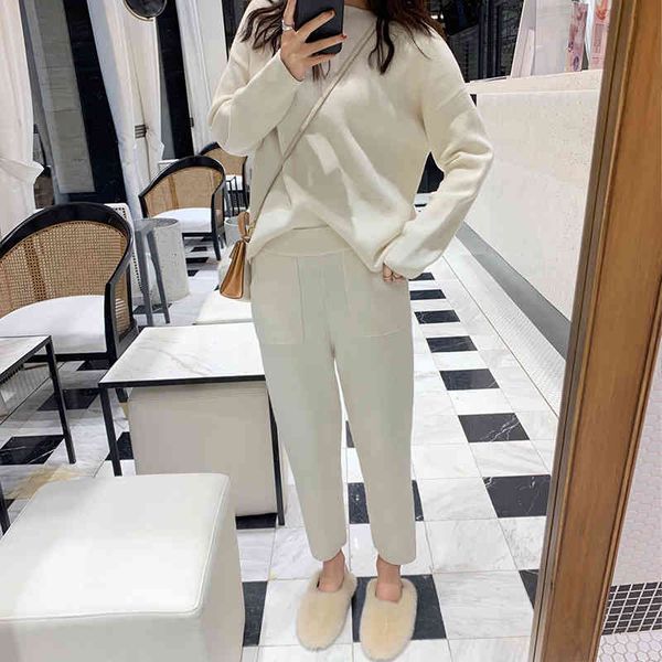 

women's two piece pants sweater knitted or crocheted sport suit 2021 spring and fall fashion tender sweatshirt, White