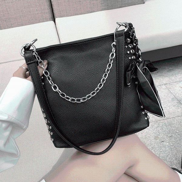

evening bags rivet bucket bag for woman black vintage shoulder female crossbody with ribbon ladies handbags fashion chains sac