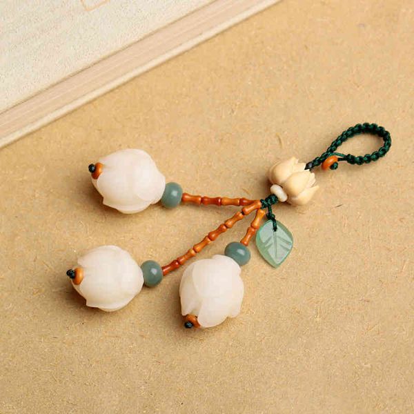 

key rings natural white bodhi root magnolia mobile phone chain pendant beautiful chinese style car male and female, Slivery;golden