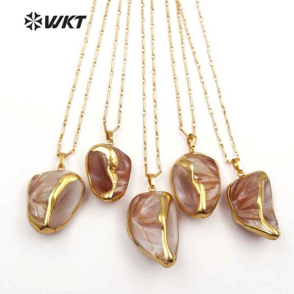 

pendant necklaces wt-jn055 wild coast shell jewelry irregular shape natural sea necklace with gold bezel for women making, Silver
