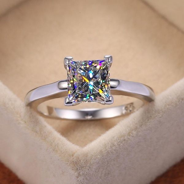 

cluster rings youhaocc european and american women simple single inlaid zircon ring fashion ladies classic style jewelry accessories, Golden;silver