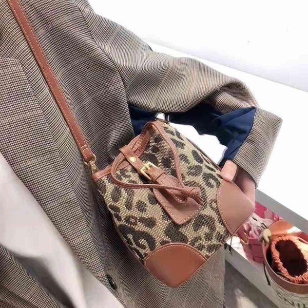 

leopard pattern small cage bag fashion bucket color matching leisure diana mobile phone mouth red messenger single