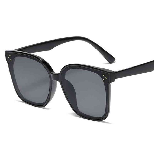 

2021 brand women sunglass gentle high-grade v digner monster sunglass cat eye female elegant sun glass fashion lady oculospljb, White;black