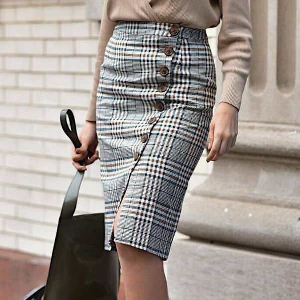 

europe autumn and winter half-length skirt one-step khaki plaid mid-length button high waist bag hip skirts, Black