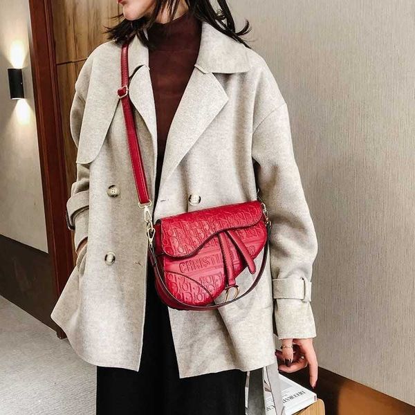 

2021 new letter printing korean saddle bag versatile large capacity one shoulder messenger for female students hand zlyluxury storage bags f