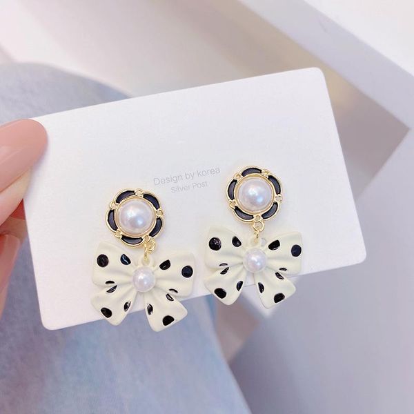 

stud french retro polka dot bowknot pearl earrings for women niche gentle design black and white butterfly female daily jewelry, Golden;silver