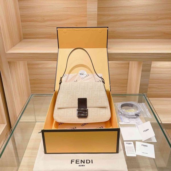 

bag female 2021 new f fen family armpit medium g law stick saddle bag crossbody bag 9jy8 ysj
