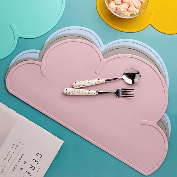 

children's waterproof cloud silicone food mat cartoon grade scalding and slip table insulation