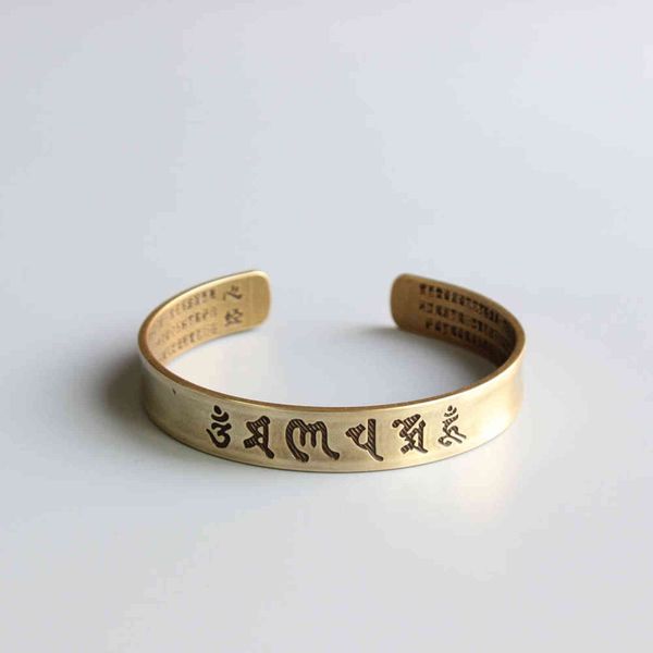 

tibetan handmade brass carved the heart of prajna paramita sutra bracelets for men women om mani padme hum bangle jewelry, Golden;silver