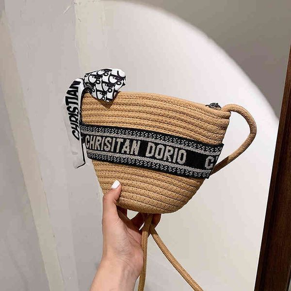 

2022 latest models handbag wholesale style woven small bag women's spring and summer single shoulder ins beach bucket trend
