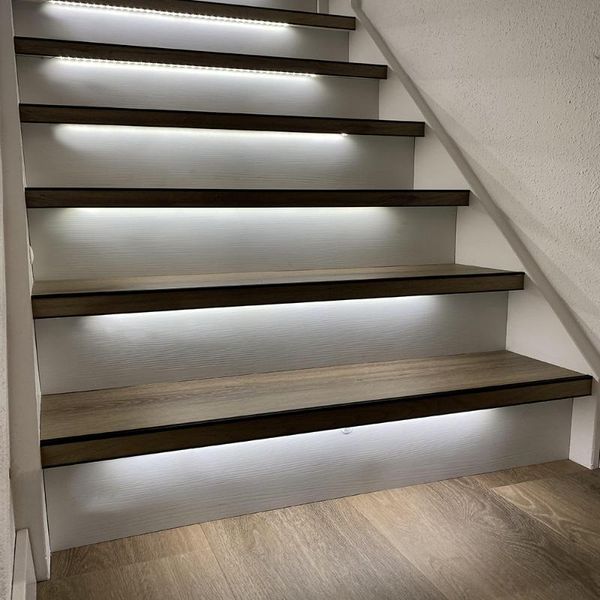 

strips 1.3m 15 steps bright white 4000k stair light strip-plug and play