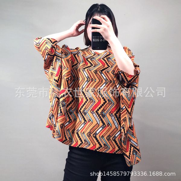 

knits fashion batwing sleeve o-neck women's loose print t-shirt, White